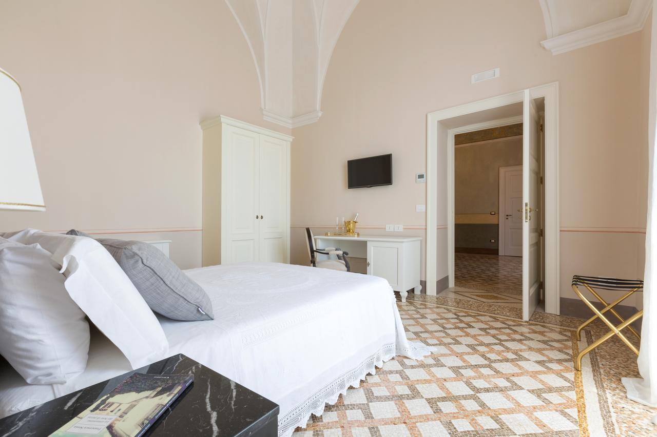 Bed and Breakfast Palazzo Fasti à Casarano Extérieur photo